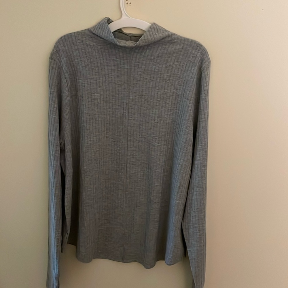 Madewell NWOT gray top